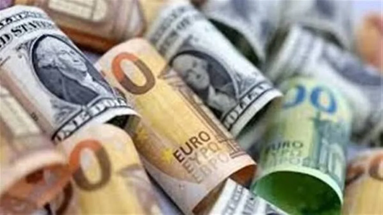 أسعار صرف العملات مقابل الجنيه المصري اليوم في البنوك